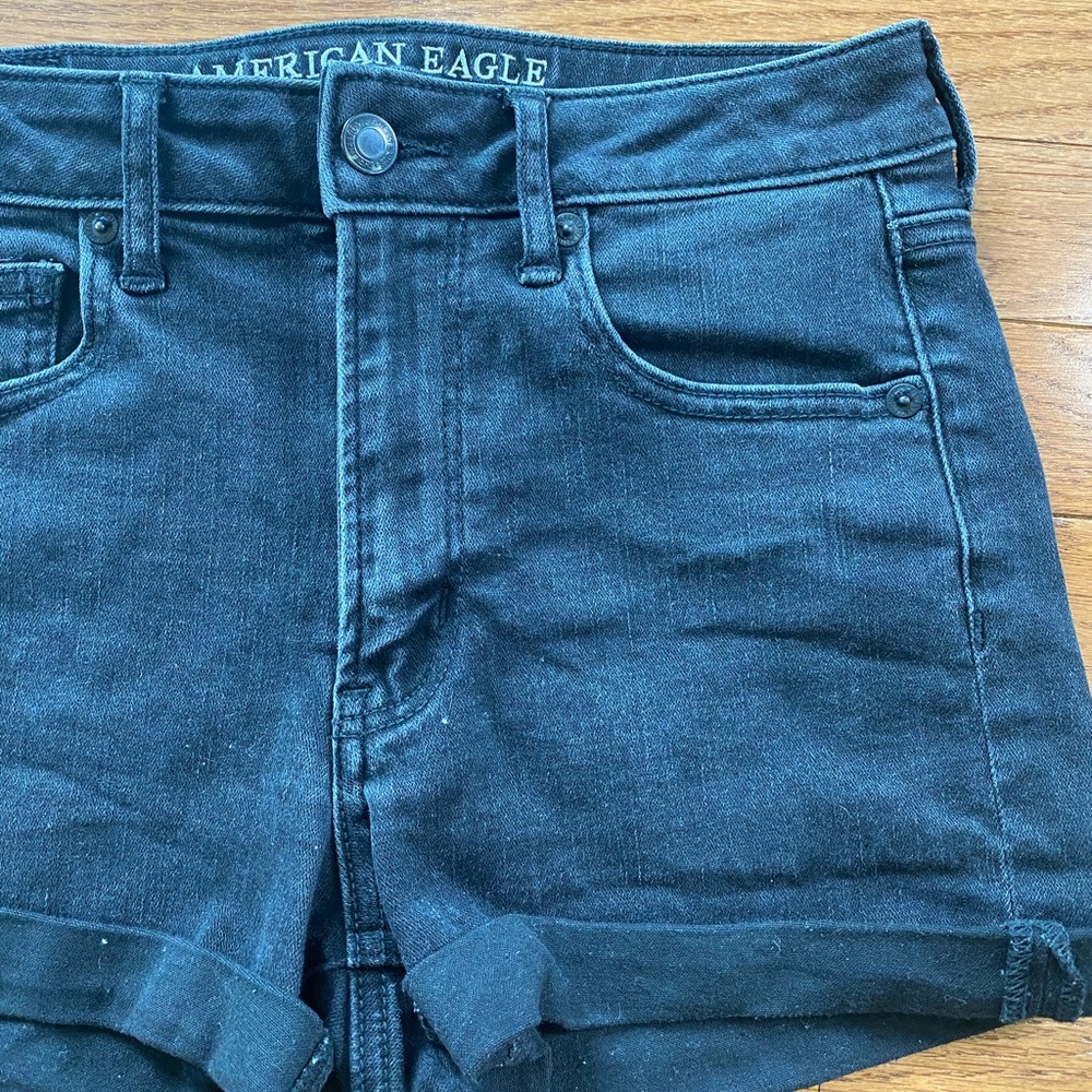Shorts - Picture 2 of 5